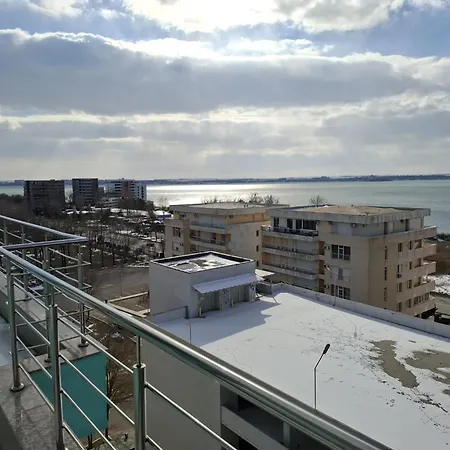 Daire Doina Summerland *