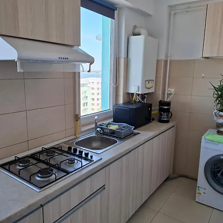 Doina Summerland Daire